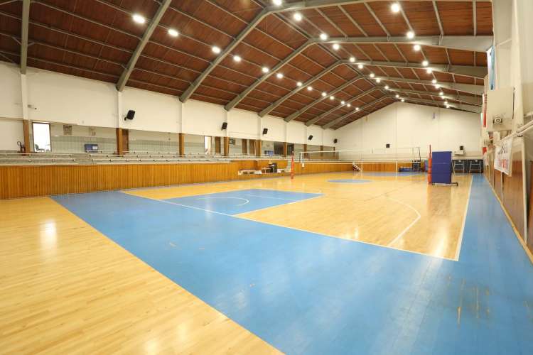 Tozkoporan Spor Salonu