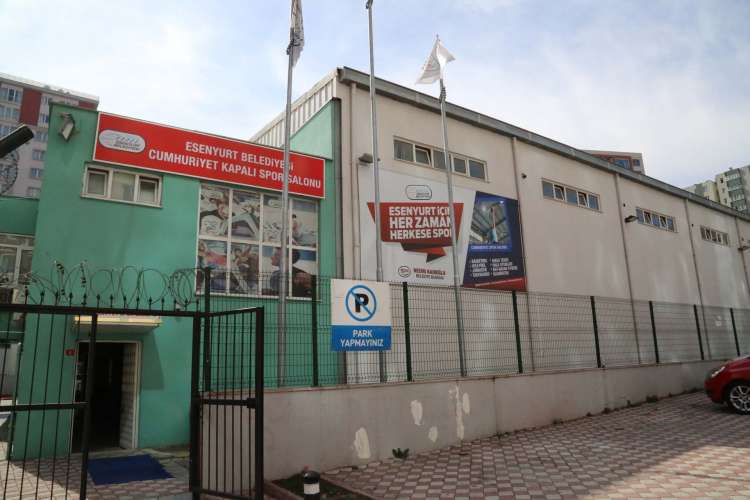 Cumhuriyet Spor Salonu