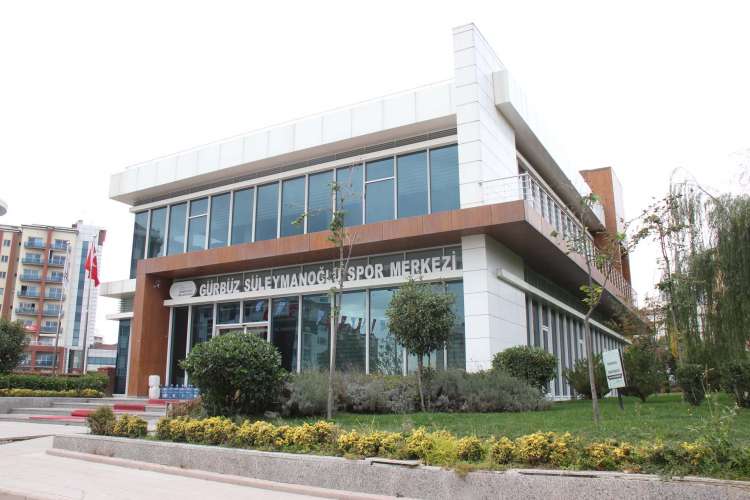 Esenyurt Belediyesi Gürbüz Süleymanoğlu Spor Merkezi