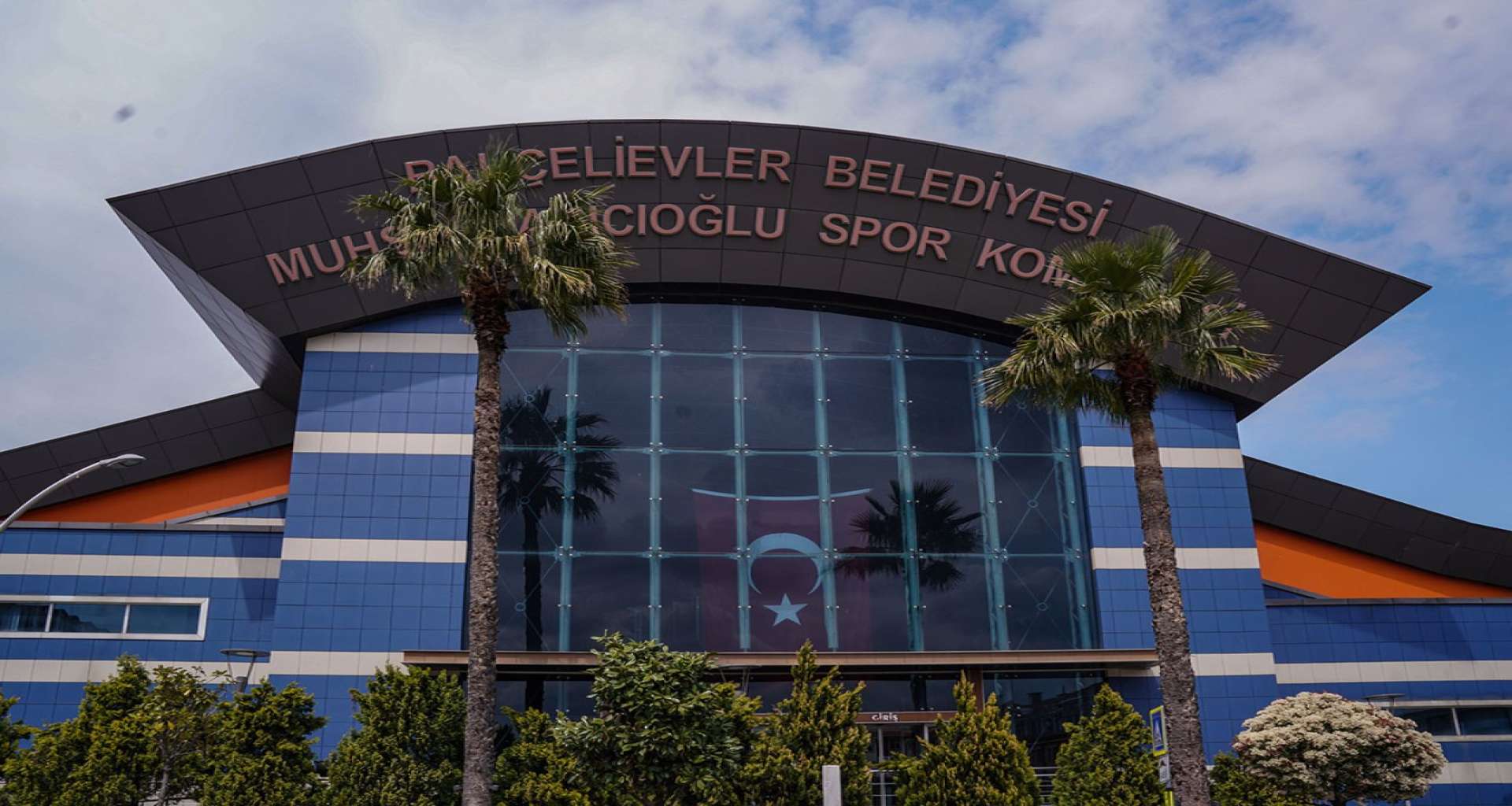 Bahçelievler Belediyesi Muhsin Yazıcıoğlu Spor Kompleksi